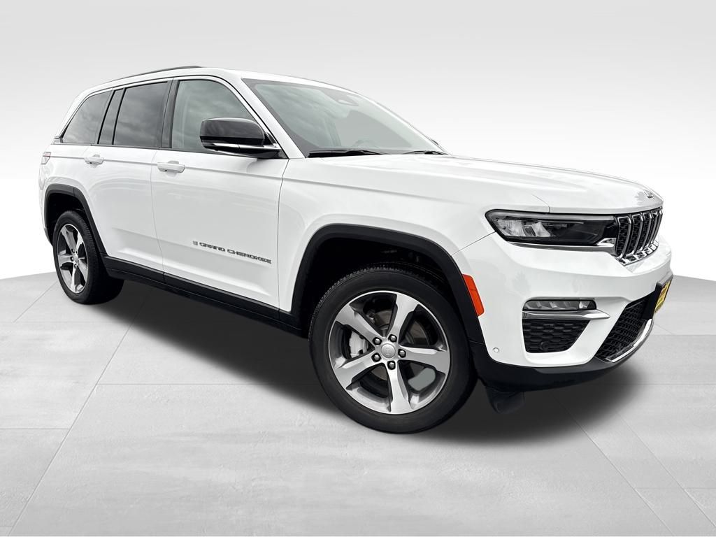 2023 Jeep Grand Cherokee Limited's photo