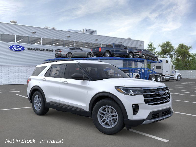 2026 Ford Explorer photo 3