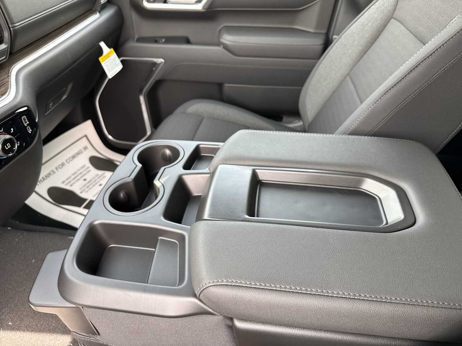 2026 Chevrolet Silverado 1500 LT photo 18