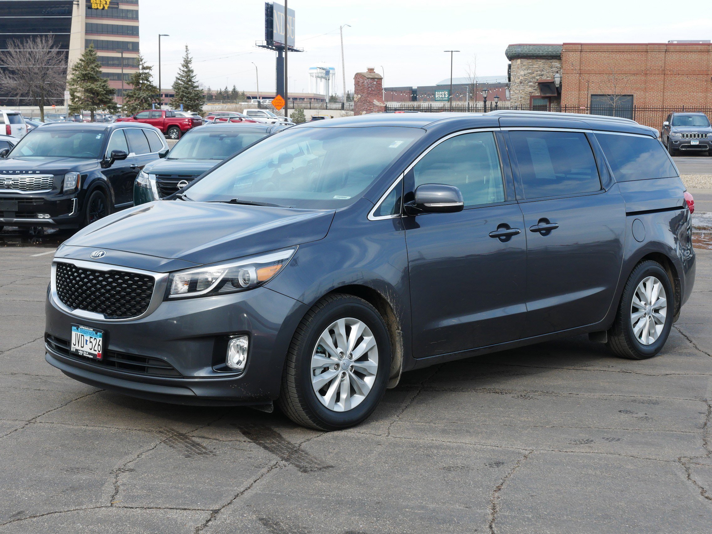 Used 2016 Kia Sedona EX with VIN KNDMC5C14G6206035 for sale in Bloomington, Minnesota