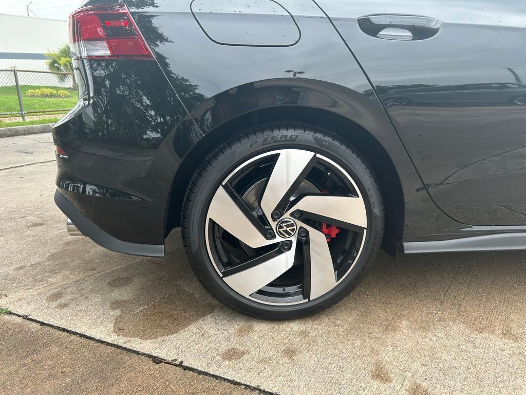 2025 Volkswagen Golf GTI S photo 15