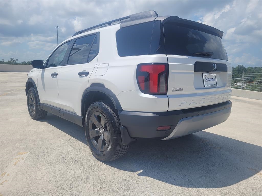 2026 Honda Passport photo 5