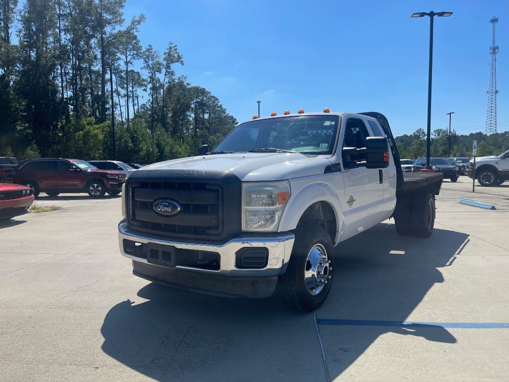 2013 Ford F-350 XL photo 3
