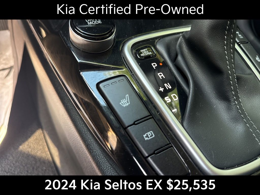 2024 Kia Seltos EX photo 19
