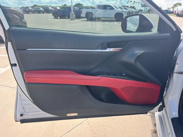 2021 Toyota Camry XSE photo 7