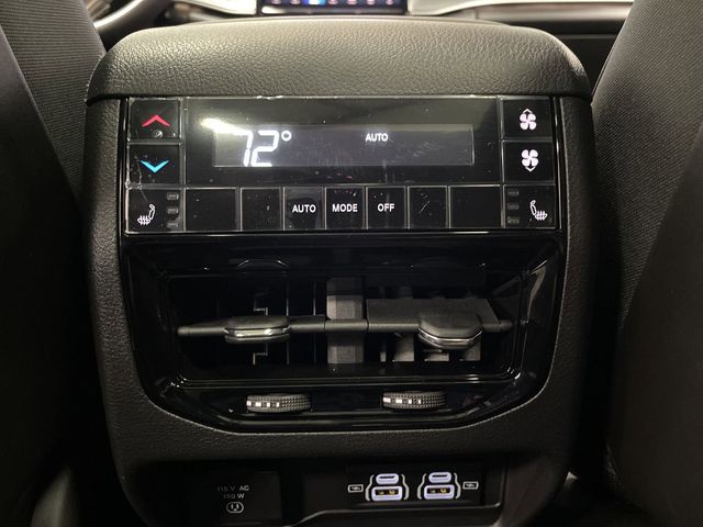 2025 Jeep Grand Cherokee Limited photo 34