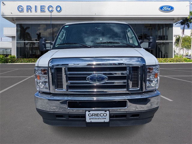 2025 Ford E-350 Base photo 2