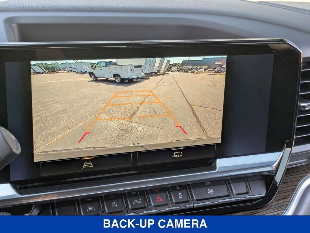 2025 Chevrolet Silverado 1500 LT photo 21