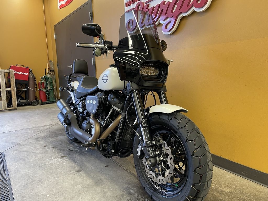 ハーレーソフテイルファットボブ FXFB FXFBS フロントフェア