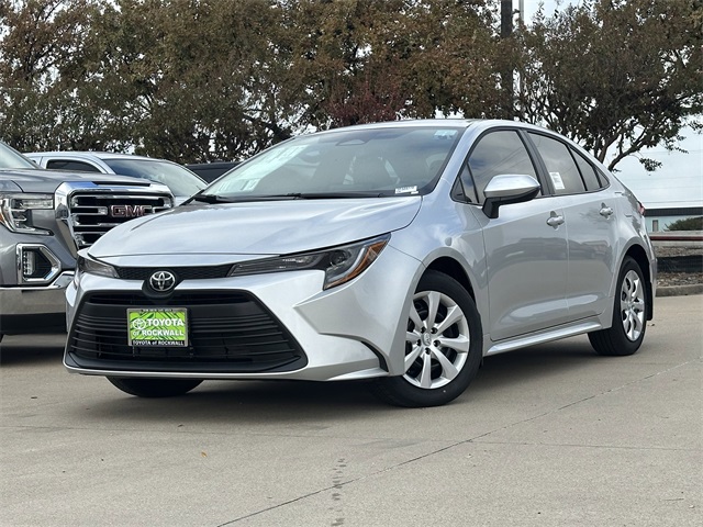 2026 Toyota Corolla LE's photo