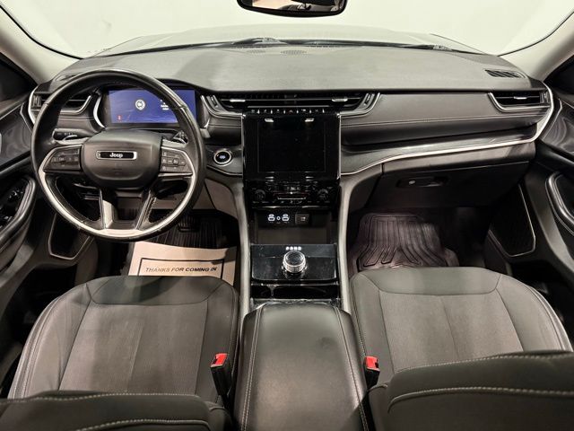 2021 Jeep Grand Cherokee Laredo photo 29