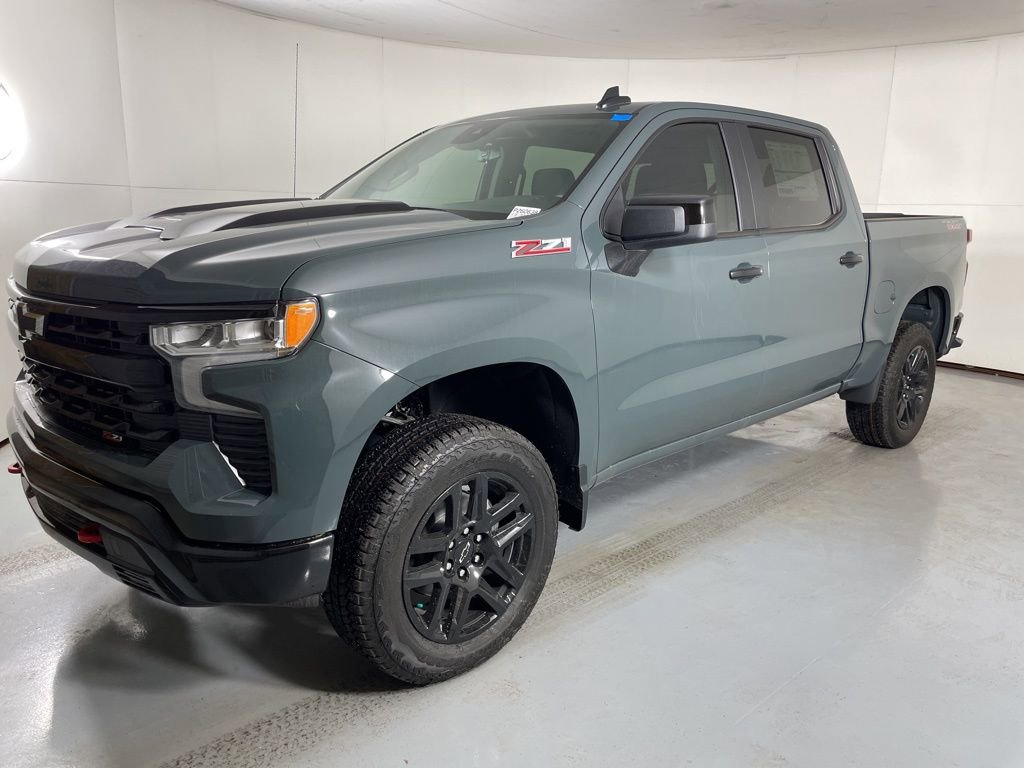 2026 Chevrolet Silverado LT Trail Boss photo 4