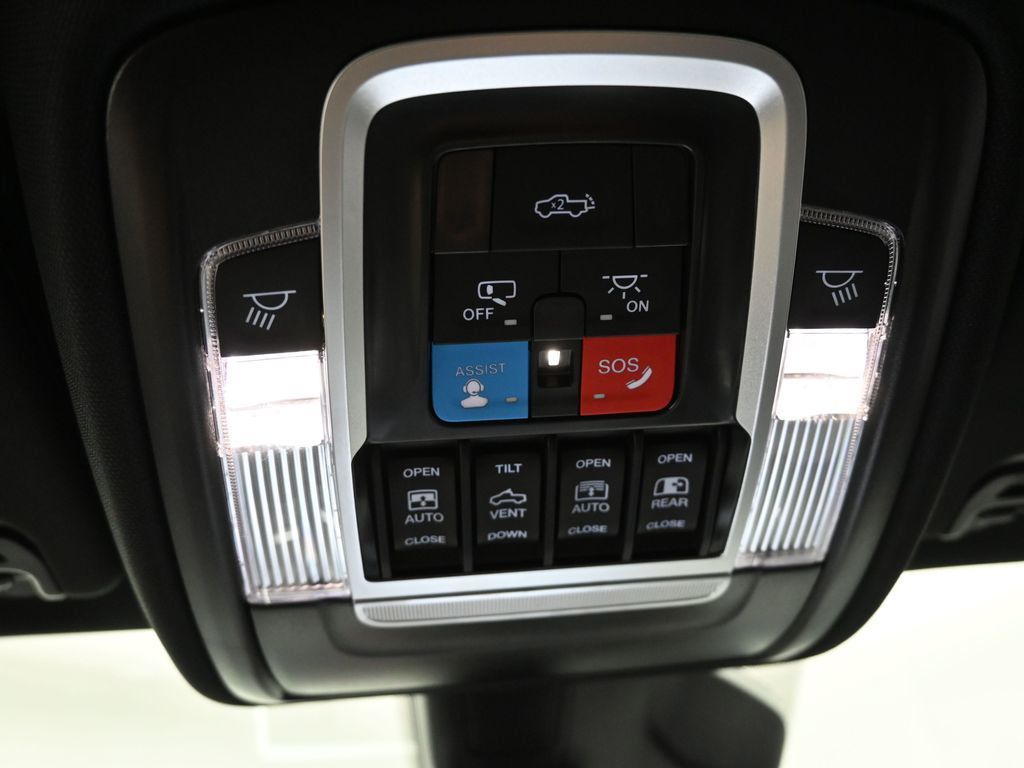 2026 Ram 1500 Laramie photo 15