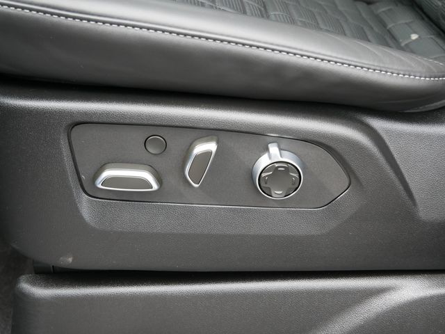 2024 Cadillac Escalade V-Series photo 16