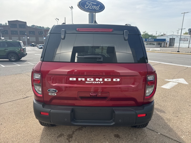 2025 Ford Bronco Sport Outer Banks photo 4