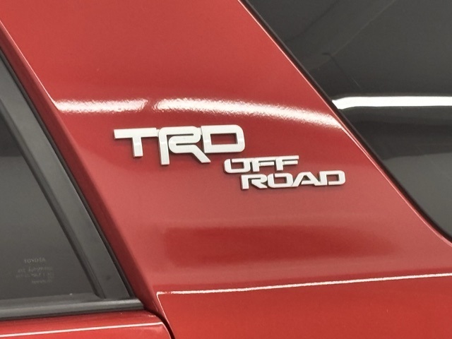 2021 Toyota 4Runner TRD Off-Road Premium photo 6