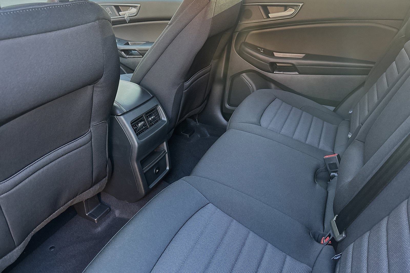 2024 Ford Edge SE photo 13