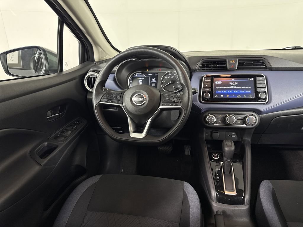 2023 Nissan Versa SV photo 19