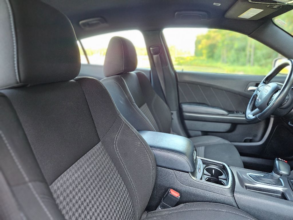 2023 Dodge Charger SXT photo 14