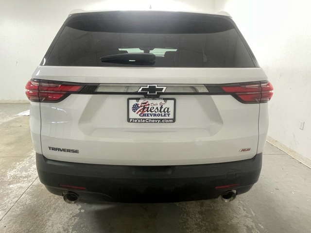 2023 Chevrolet Traverse RS photo 2