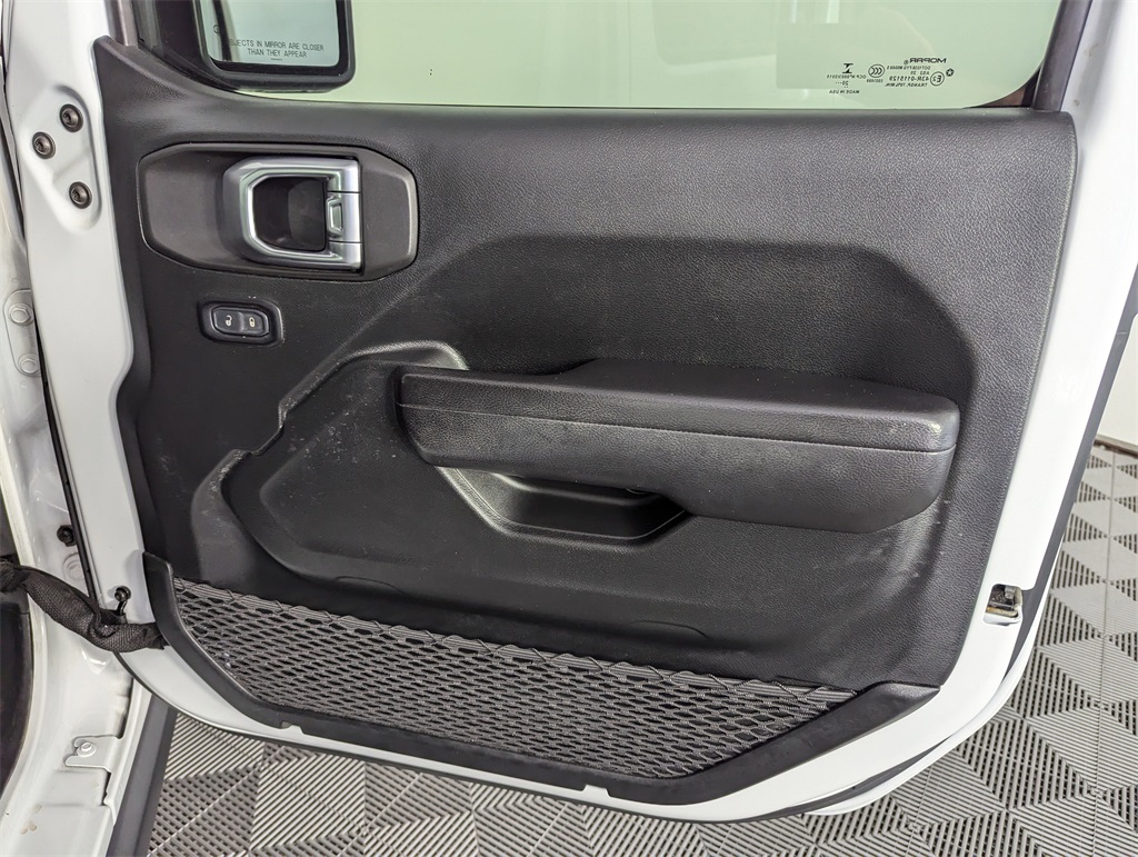2021 Jeep Wrangler Unlimited Rubicon photo 32