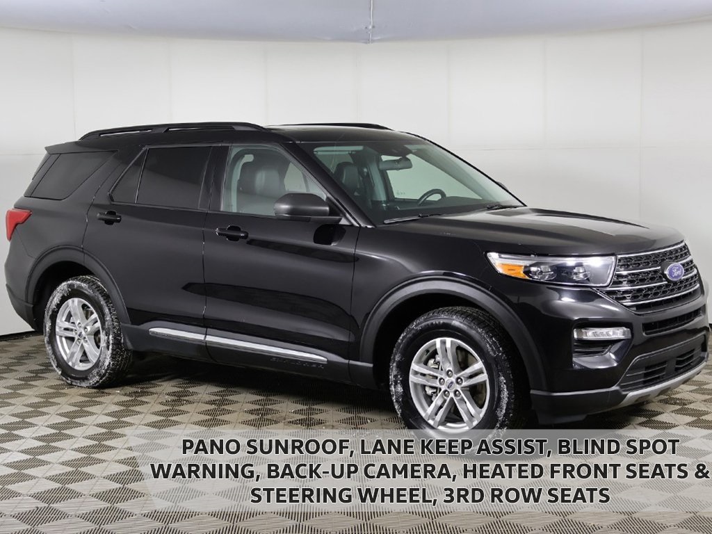 2022 Ford Explorer XLT's photo