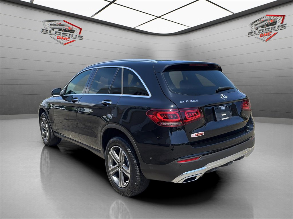 2022 Mercedes Benz GLC 300 4MATIC photo 3