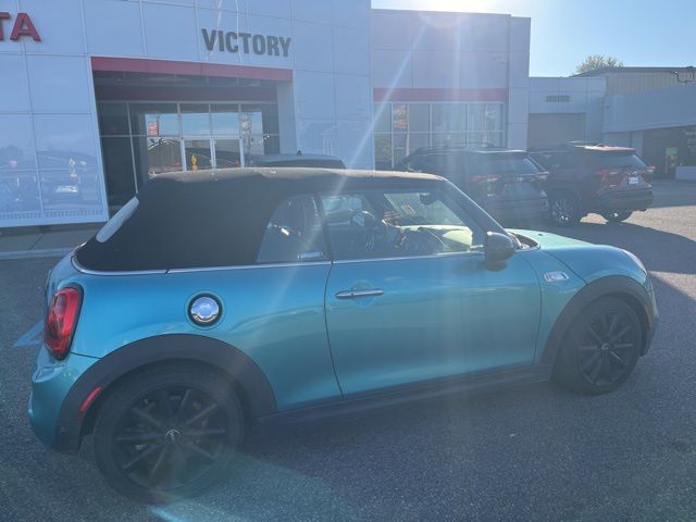 2019 Mini Cooper Convertible S photo 4