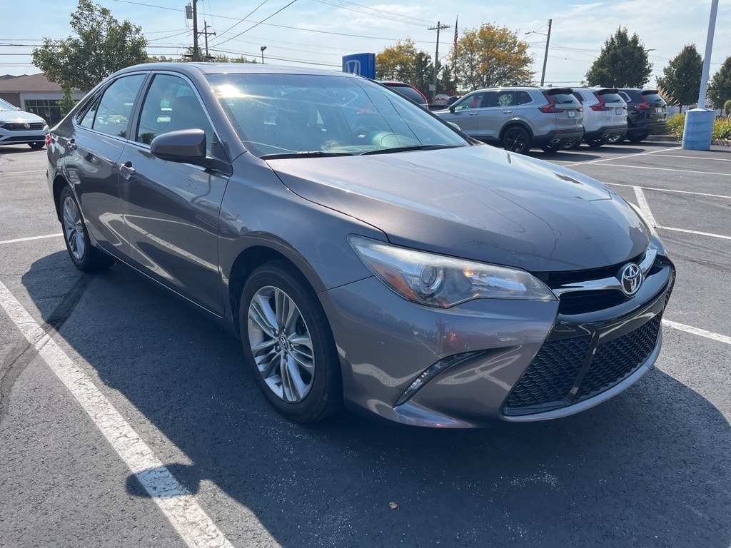 2015 Toyota Camry photo 8
