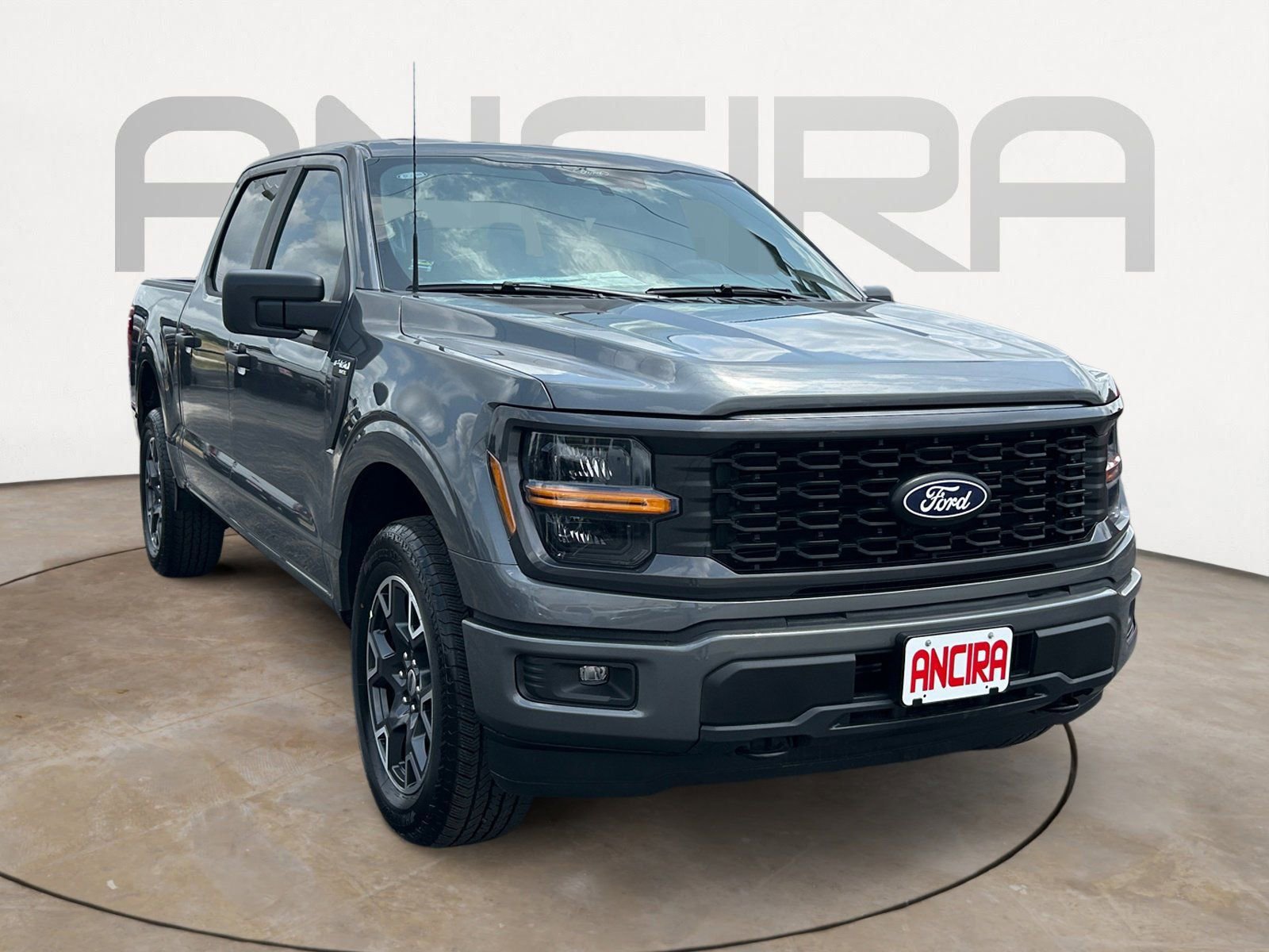 2025 Ford F-150 STX photo 4