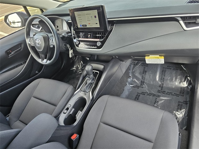 2025 Toyota Corolla LE photo 13