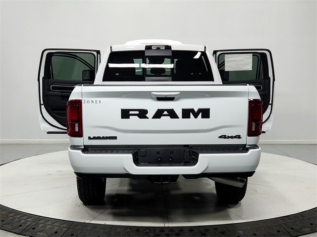 2025 Ram 3500 Laramie photo 13
