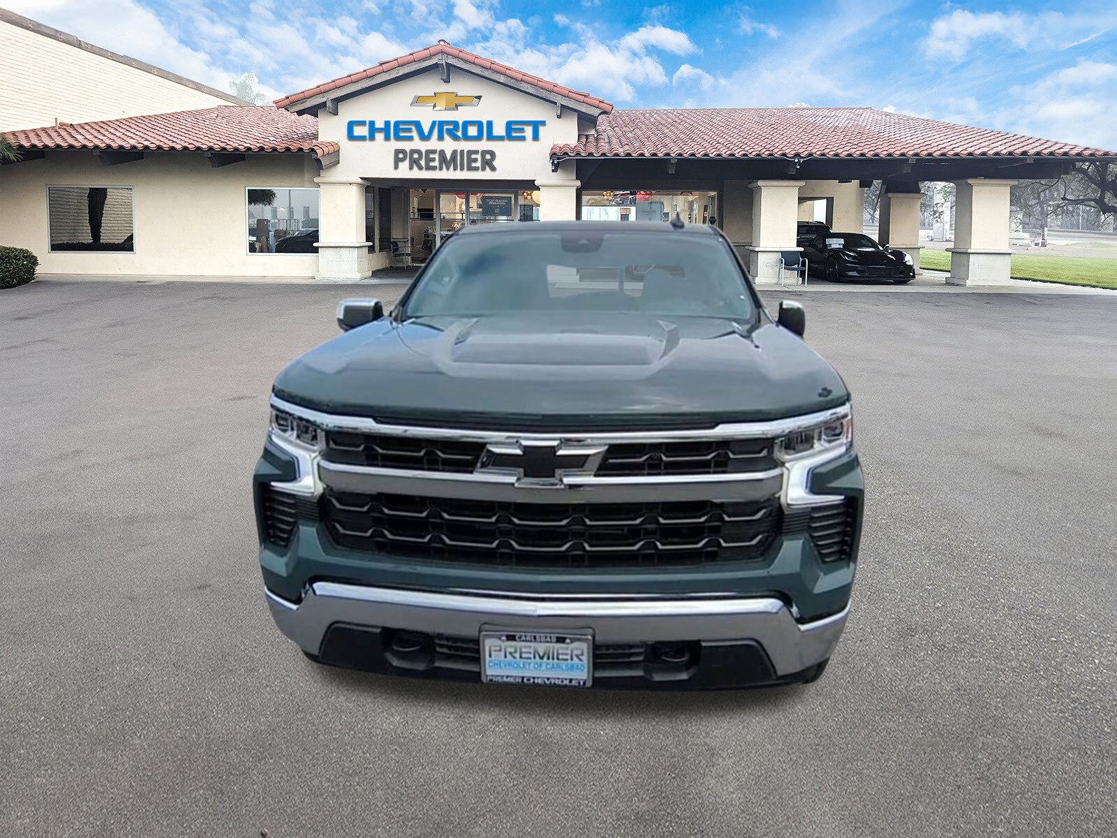 2025 Chevrolet Silverado 1500 LT photo 3