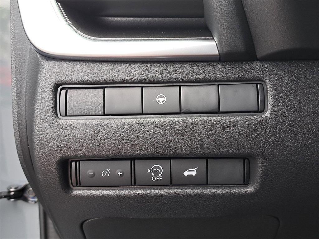 2026 Nissan Rogue SV photo 23