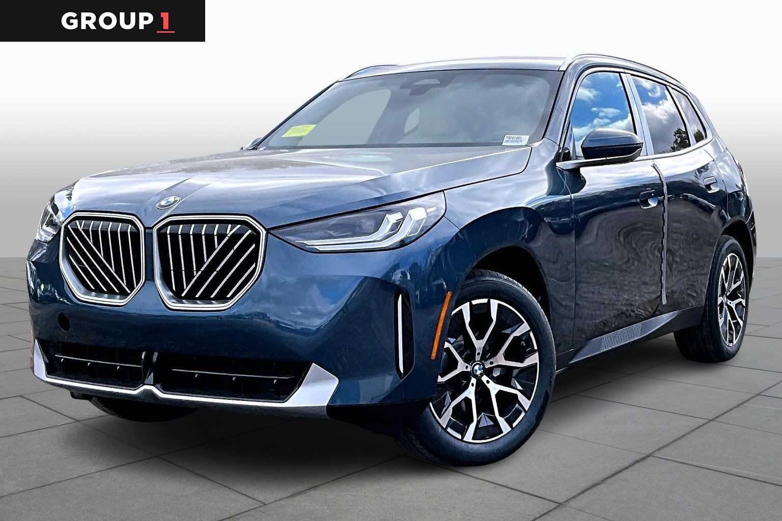 2026 BMW X3 30's photo