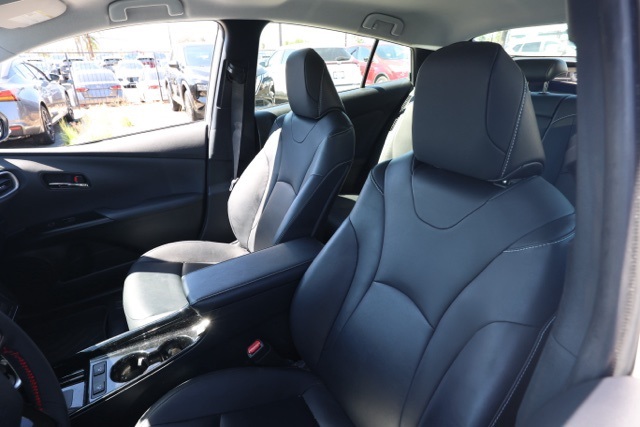 2021 Toyota Prius Prime Limited photo 13