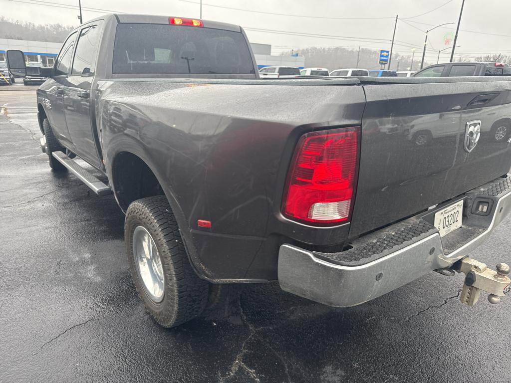 2017 Ram 3500 Tradesman photo 4