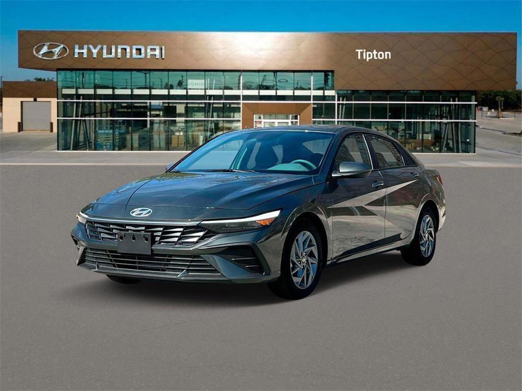 2024 Hyundai Elantra SEL's photo