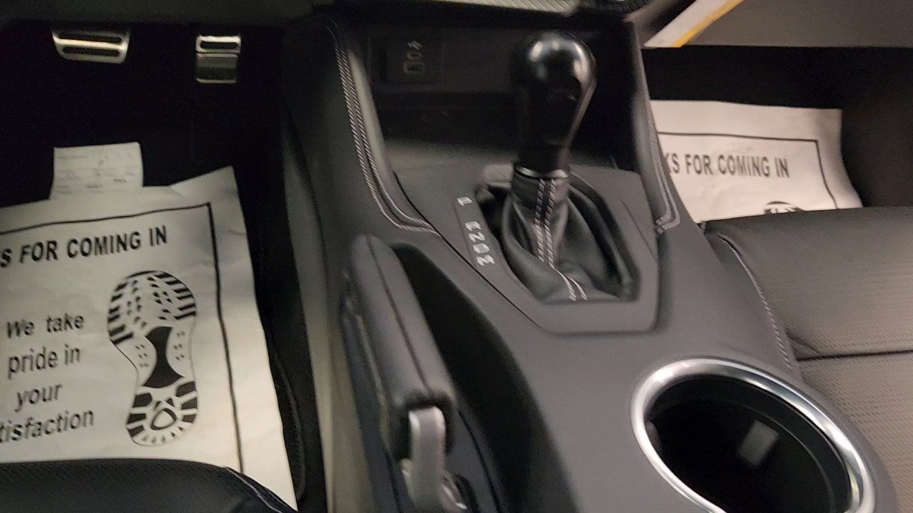 2025 Ford Mustang GT Premium photo 17