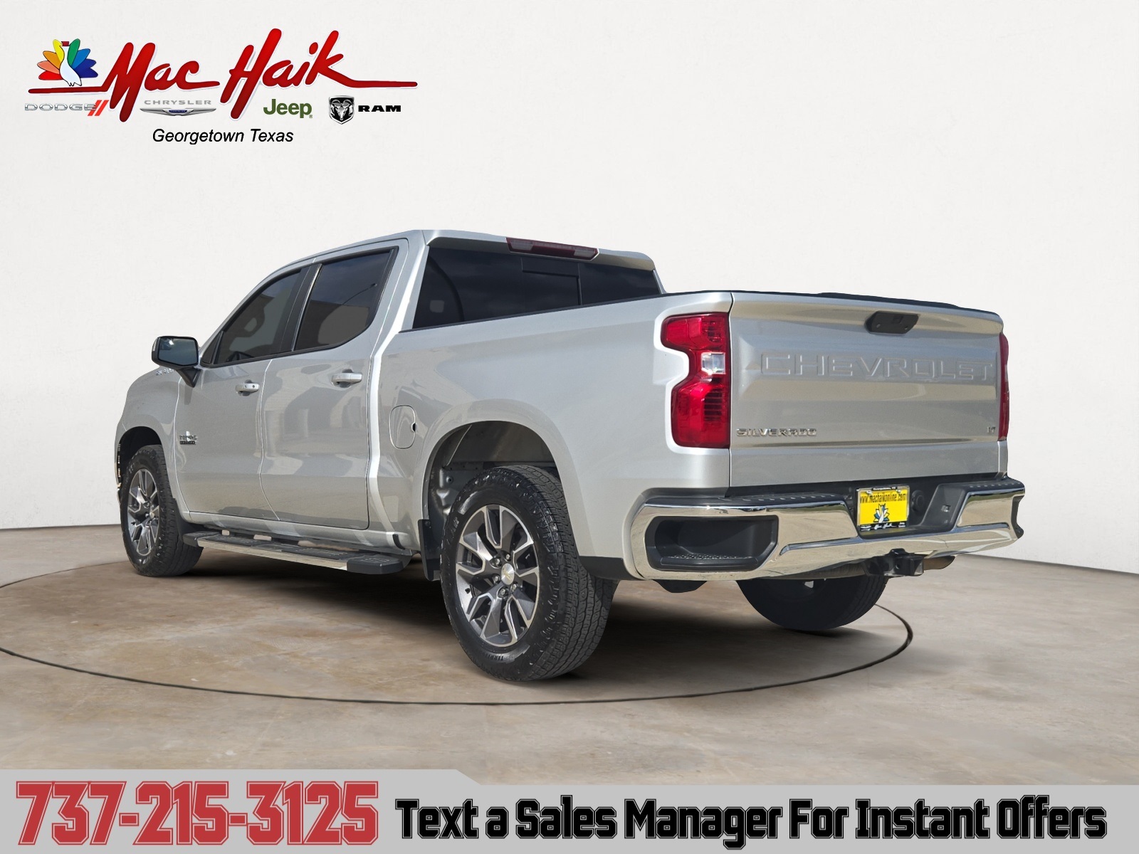 2020 Chevrolet Silverado 1500 LT photo 2