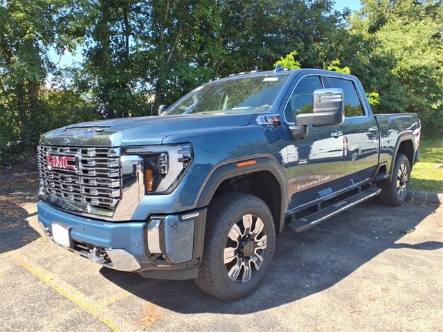 2026 Gmc Sierra 2500 HD Denali photo 3