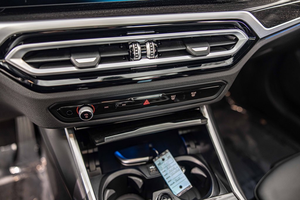 2024 BMW 330I - Image 29