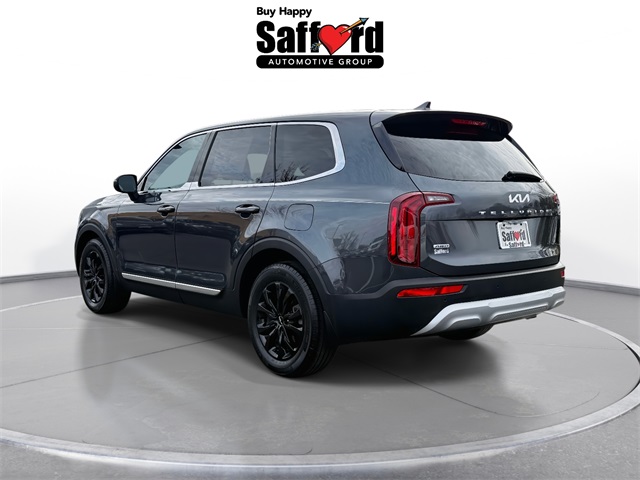2022 Kia Telluride LX photo 2