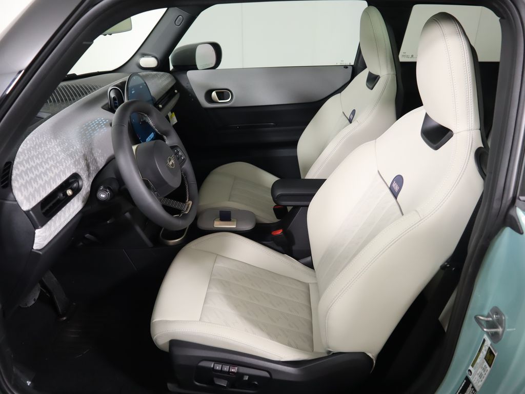2026 Mini Cooper Hardtop S 2 Door Iconic photo 17