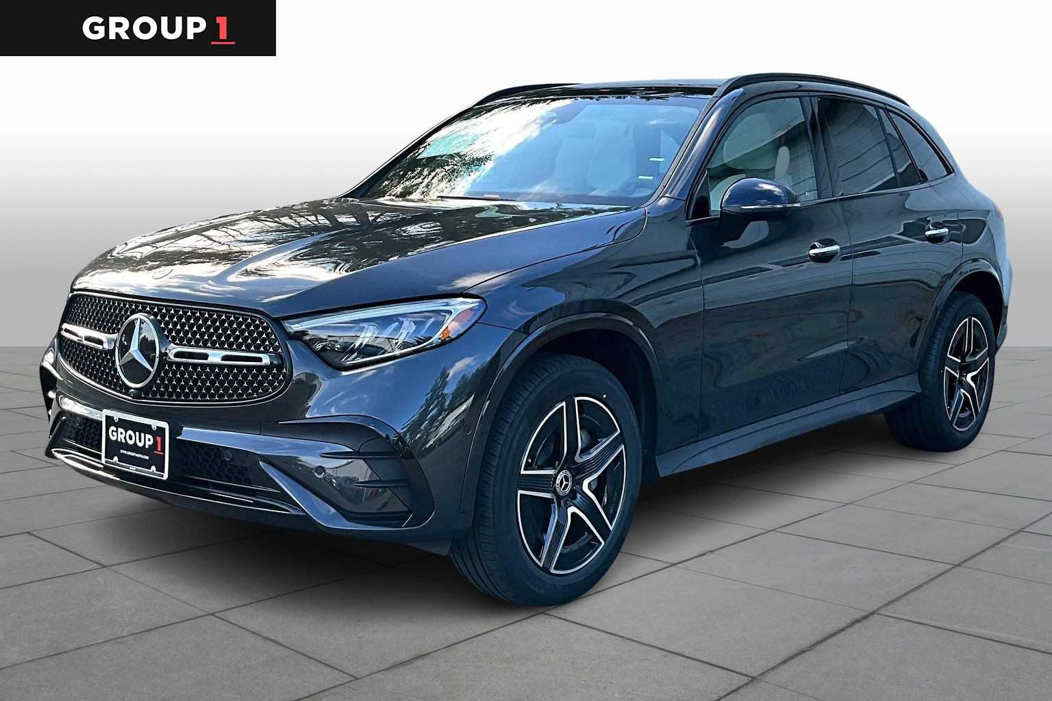 2026 Mercedes-Benz GLC Base's photo