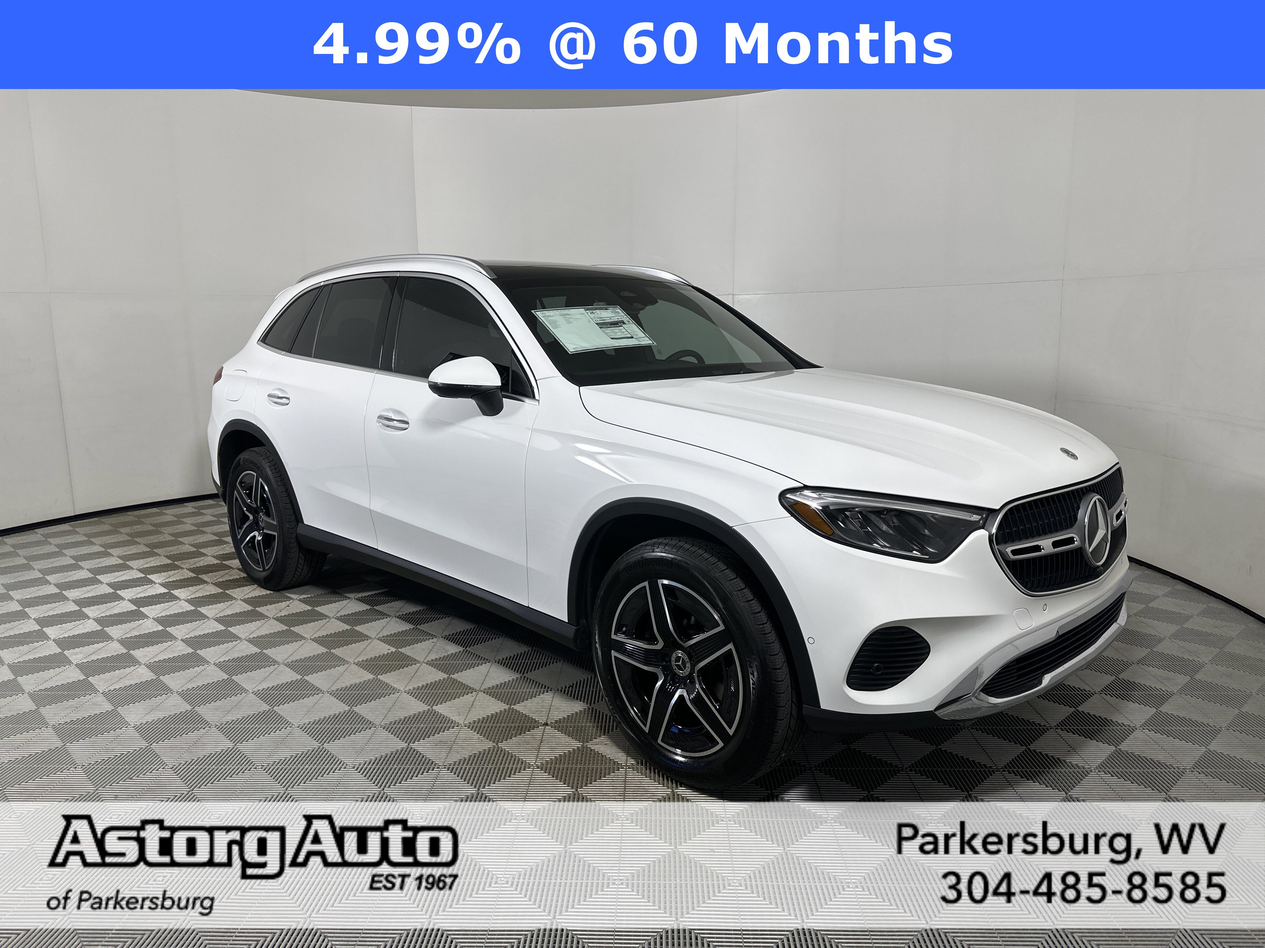 2026 Mercedes-Benz GLC Base's photo