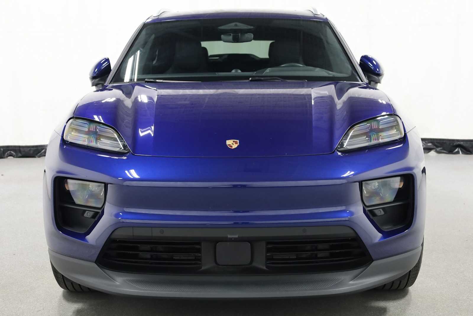 2024 Porsche Macan Electric 4 photo 13