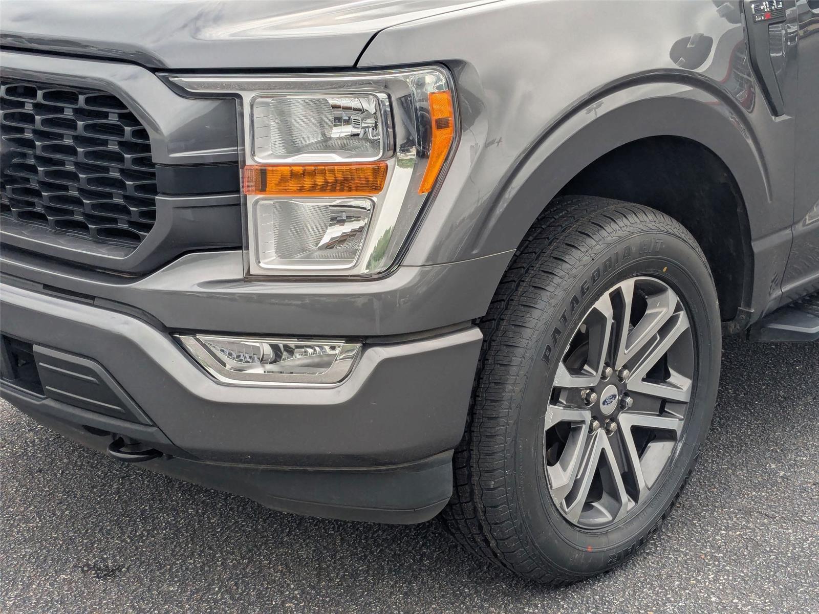 2022 Ford F-150 XL photo 8