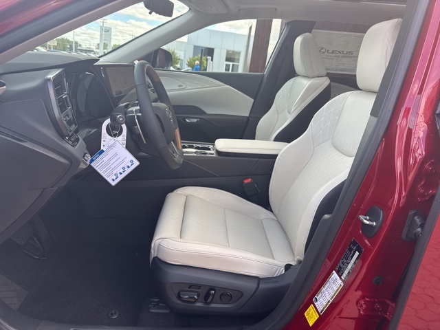 2025 Lexus RX 350 Luxury photo 23