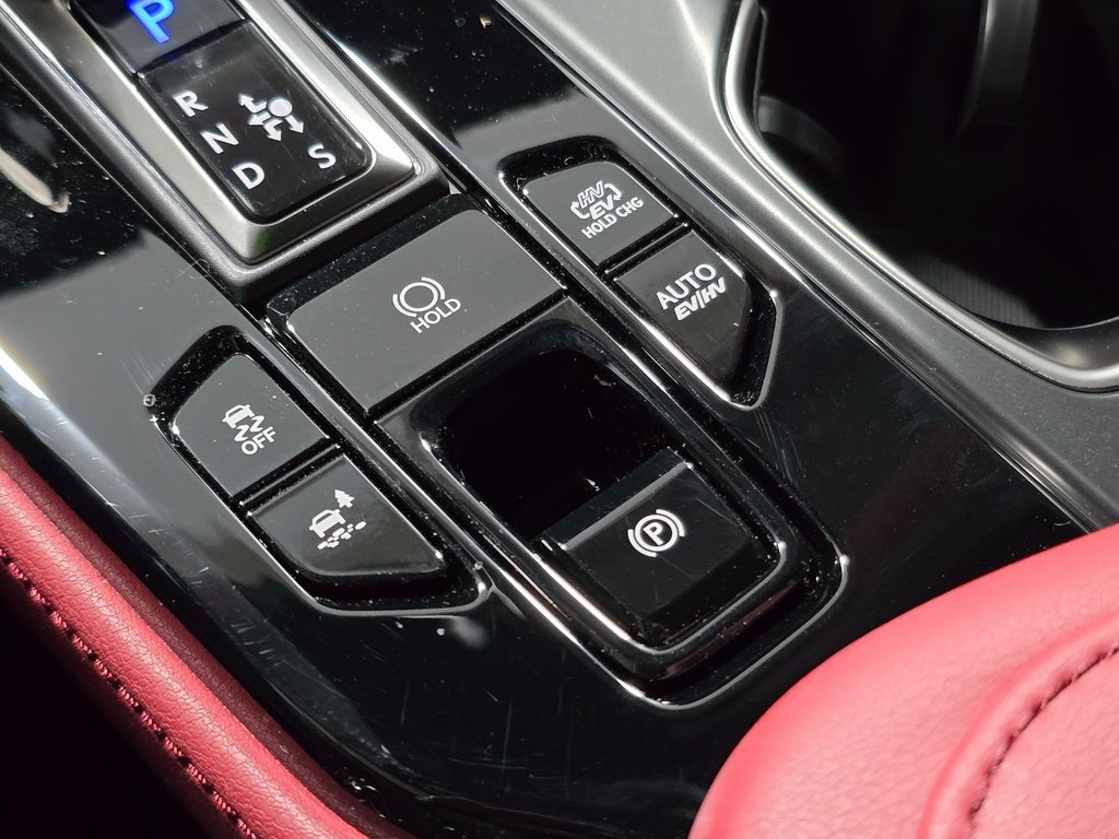 2025 Lexus NX 450h+ Luxury photo 22